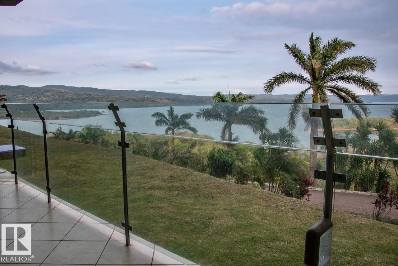 12-2-1-4 Lake Arenal Condominums