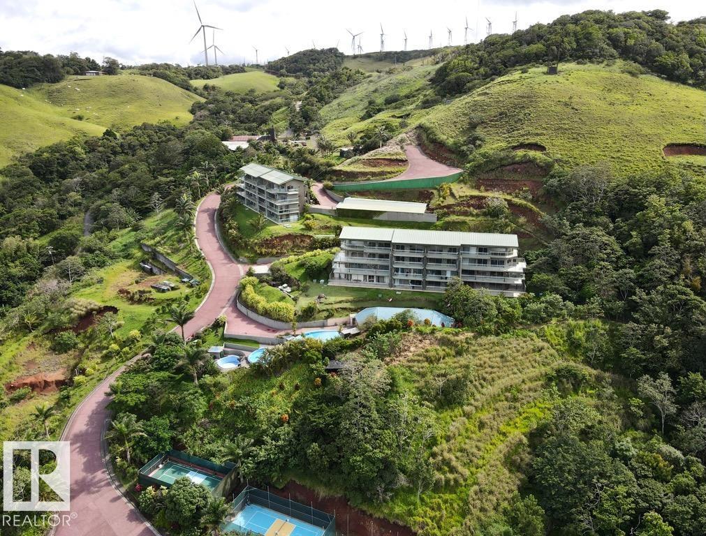 12-2-1-4 Lake Arenal Condominums