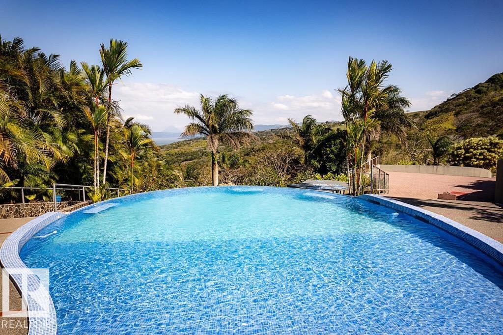 12-2-1-4 Lake Arenal Condominums