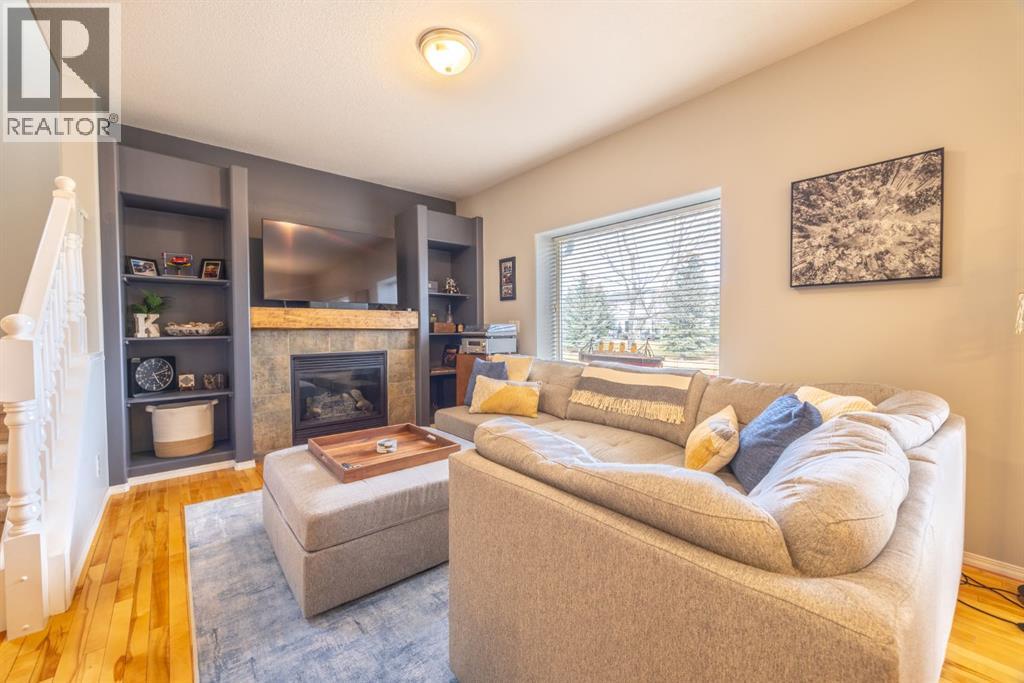 102, 720 Willowbrook Road NW, Airdrie, Alberta  T4B 2Y9 - Photo 2 - A2295006