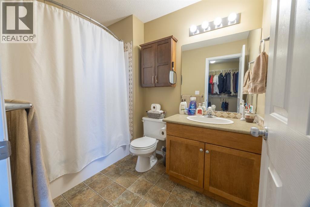 102, 720 Willowbrook Road NW, Airdrie, Alberta  T4B 2Y9 - Photo 16 - A2295006