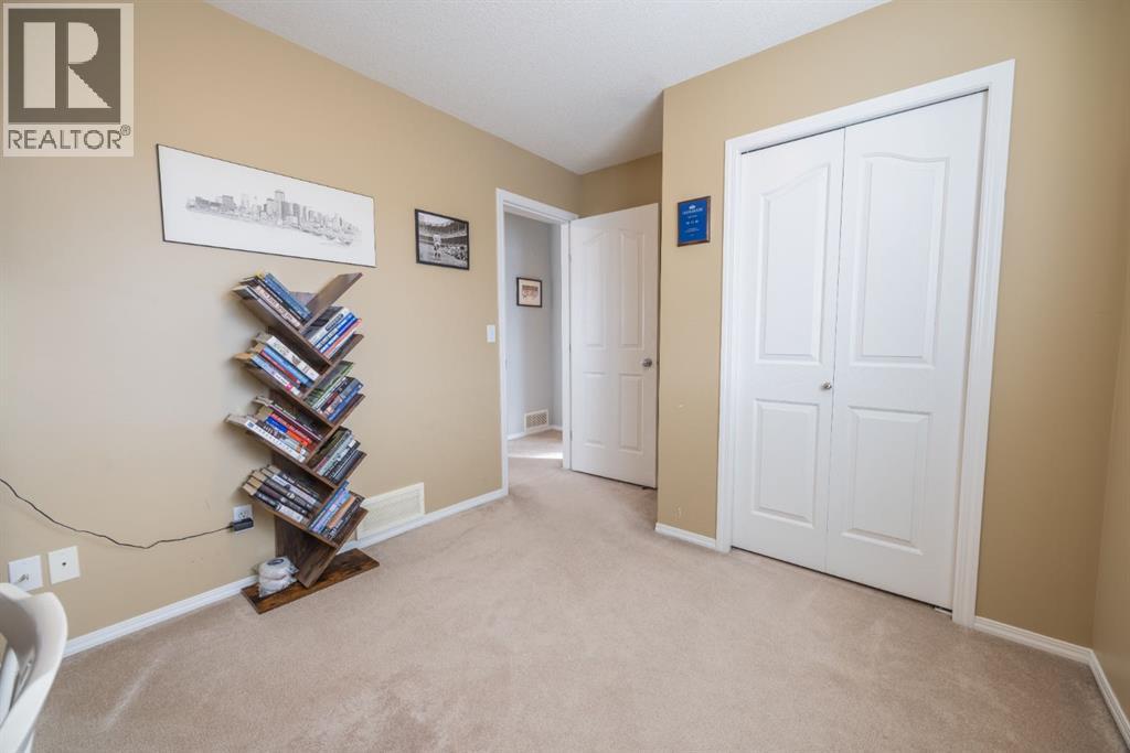 102, 720 Willowbrook Road NW, Airdrie, Alberta  T4B 2Y9 - Photo 21 - A2295006