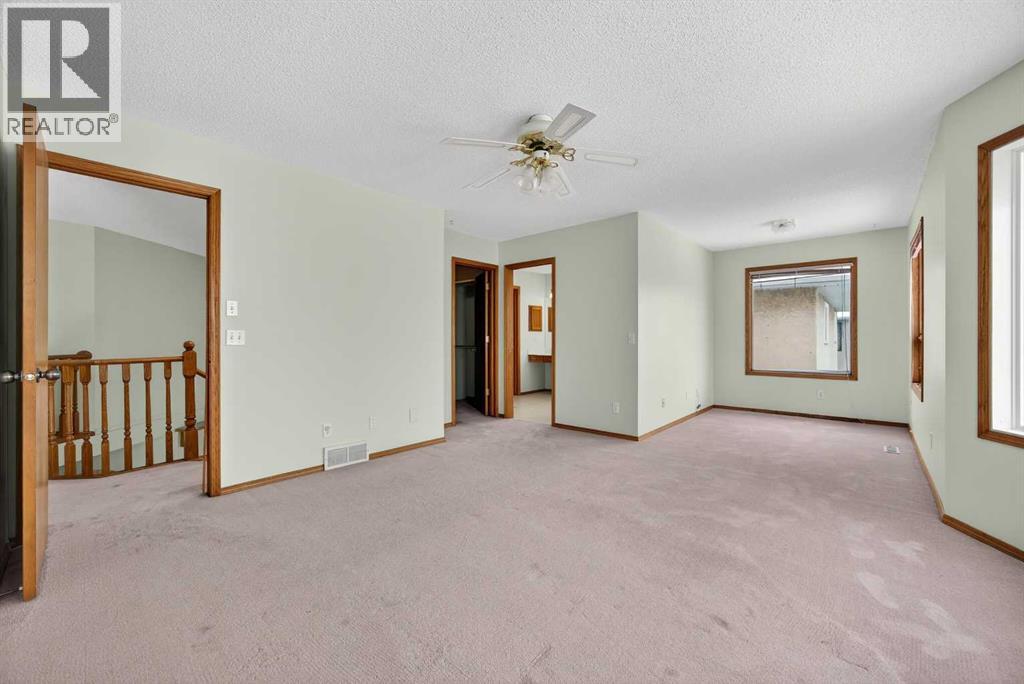 90 Hawkmount Green NW, Calgary, Alberta  T3G 2T9 - Photo 23 - A2298757