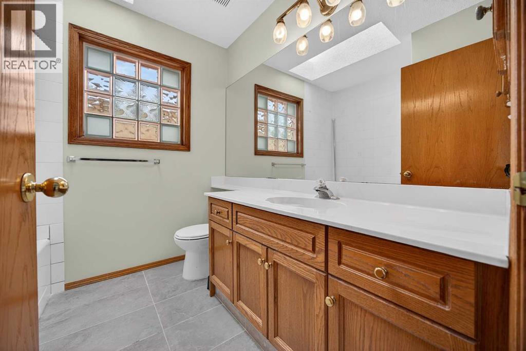 90 Hawkmount Green NW, Calgary, Alberta  T3G 2T9 - Photo 30 - A2298757