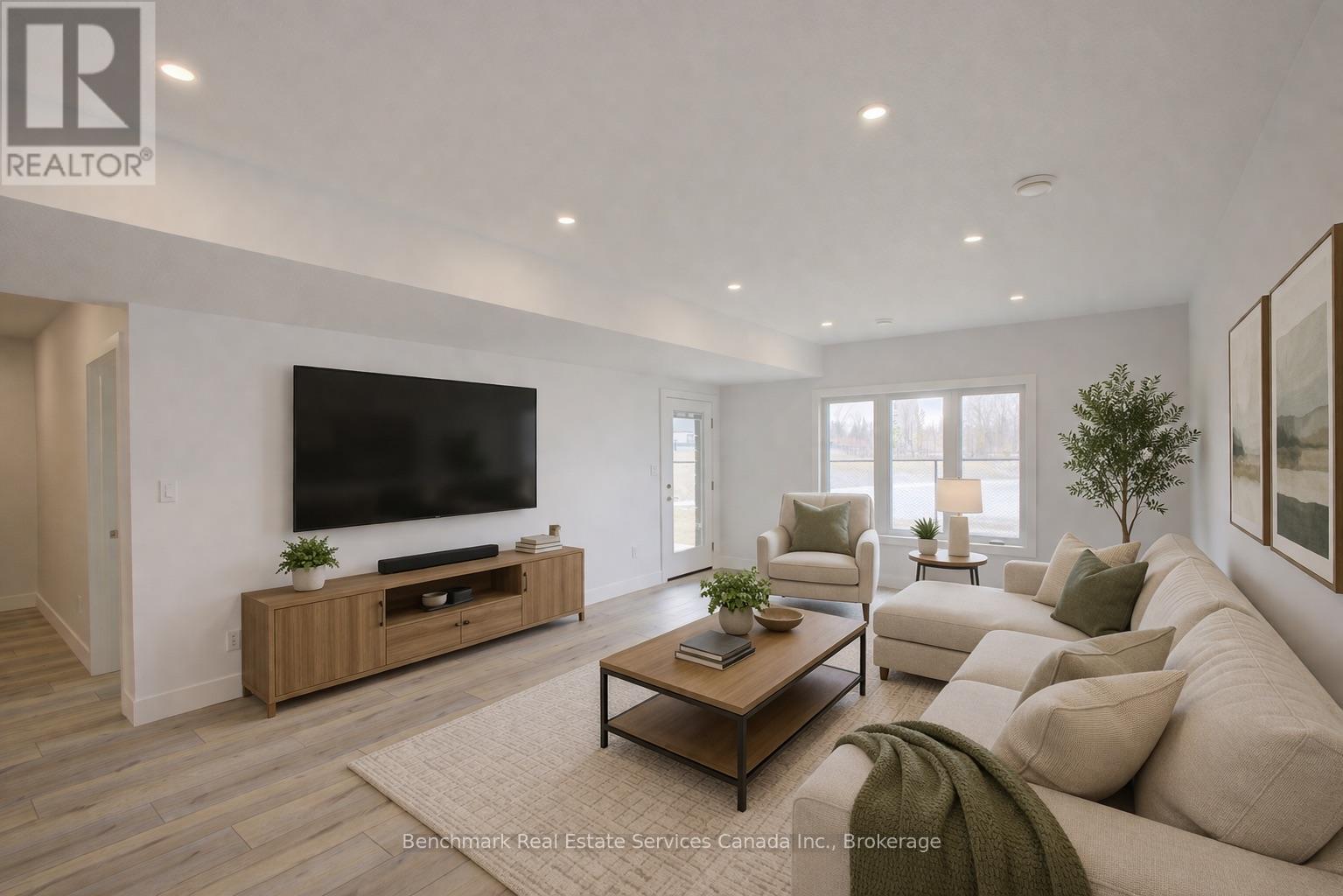 60 Cavalier Crescent, Huron-Kinloss, Ontario  N0G 2R0 - Photo 16 - X12978448