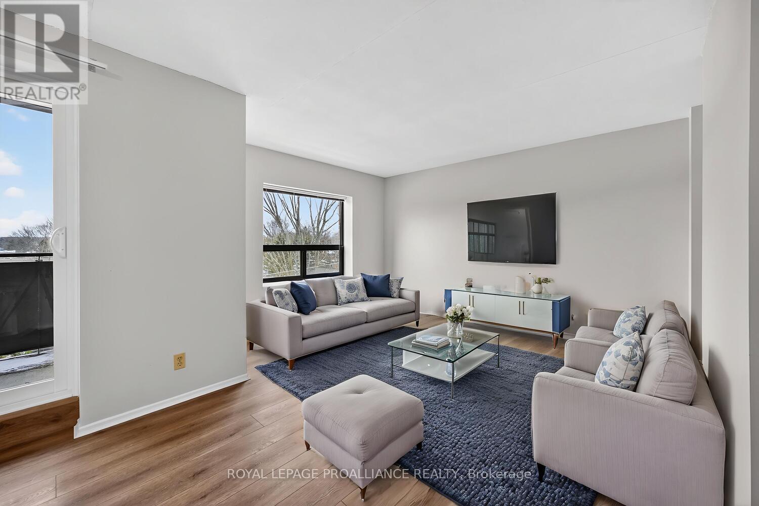 502 - 95 Windsor Drive, Brockville, Ontario  K6V 3H7 - Photo 12 - X12980484