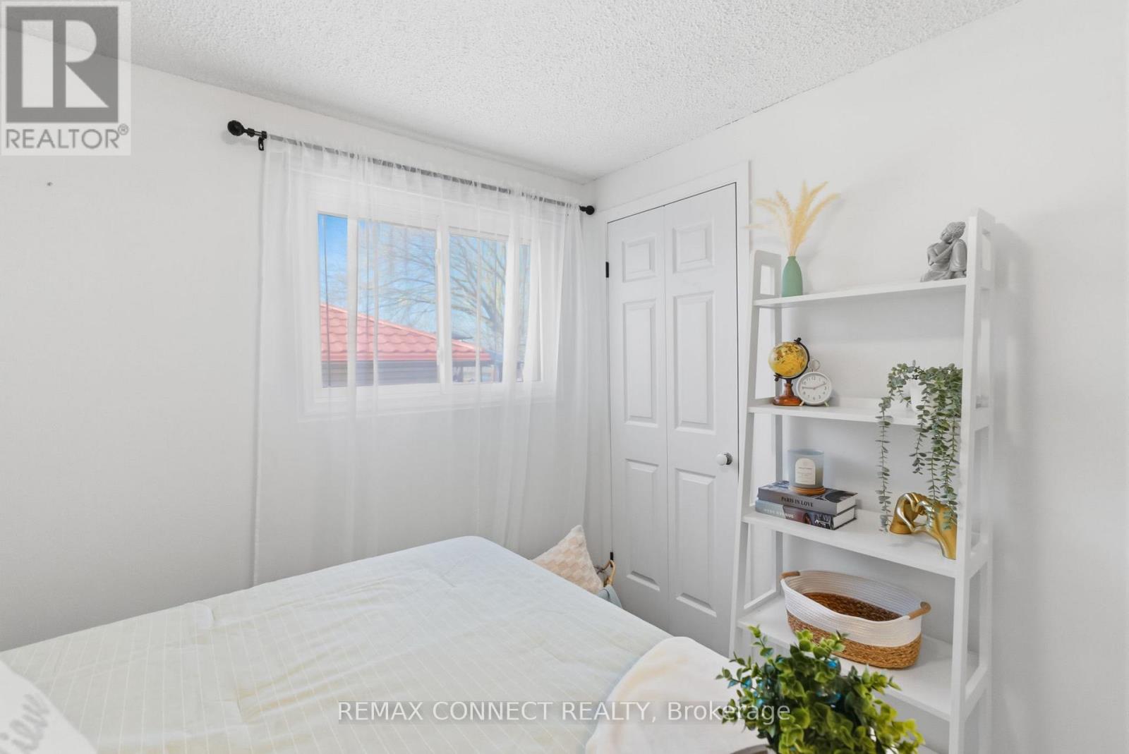 1202 Norman Court, Oshawa, Ontario  L1H 7X2 - Photo 15 - E12977292