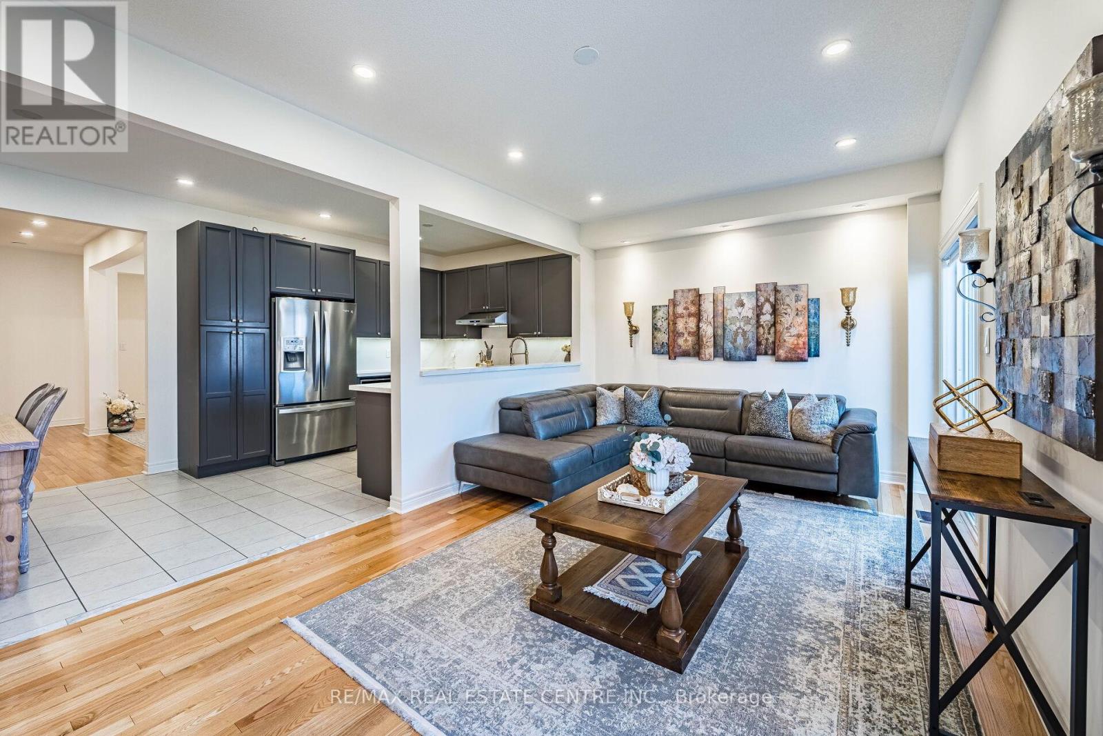 1067 Urell Way, Milton, Ontario  L9T 8V5 - Photo 14 - W12976518