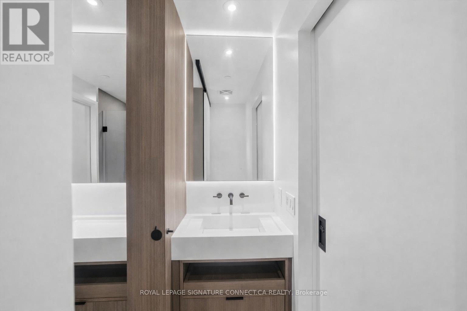 2408 - 55 Charles Street E, Toronto, Ontario  M4Y 1S9 - Photo 7 - C12980474