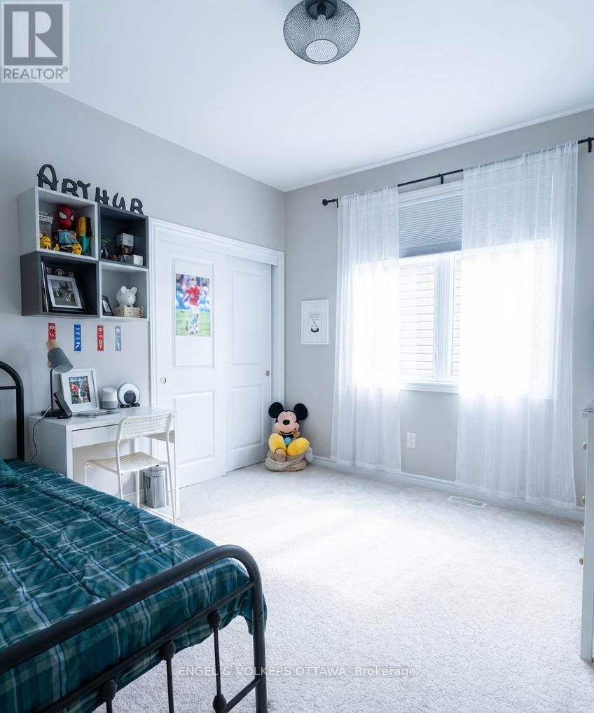 19 Allan Place, Ottawa, Ontario  K2S 2A9 - Photo 15 - X12980438