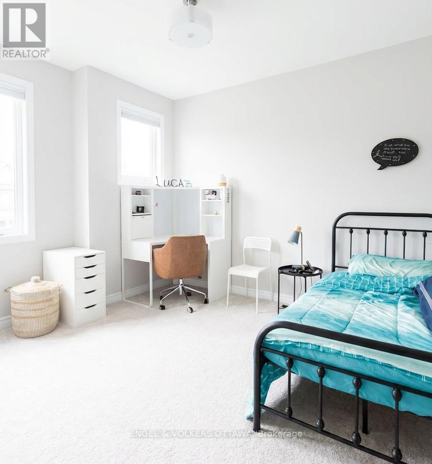 19 Allan Place, Ottawa, Ontario  K2S 2A9 - Photo 16 - X12980438