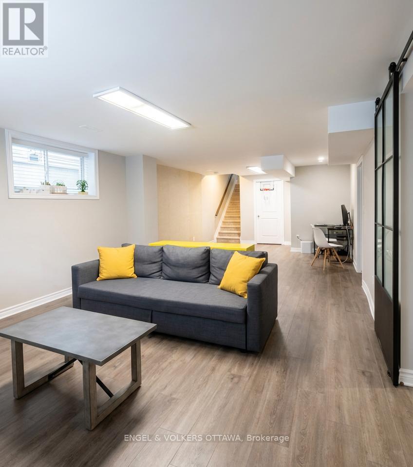 19 Allan Place, Ottawa, Ontario  K2S 2A9 - Photo 28 - X12980438