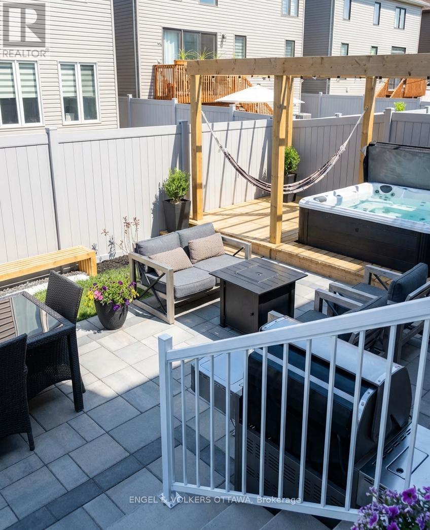 19 Allan Place, Ottawa, Ontario  K2S 2A9 - Photo 31 - X12980438