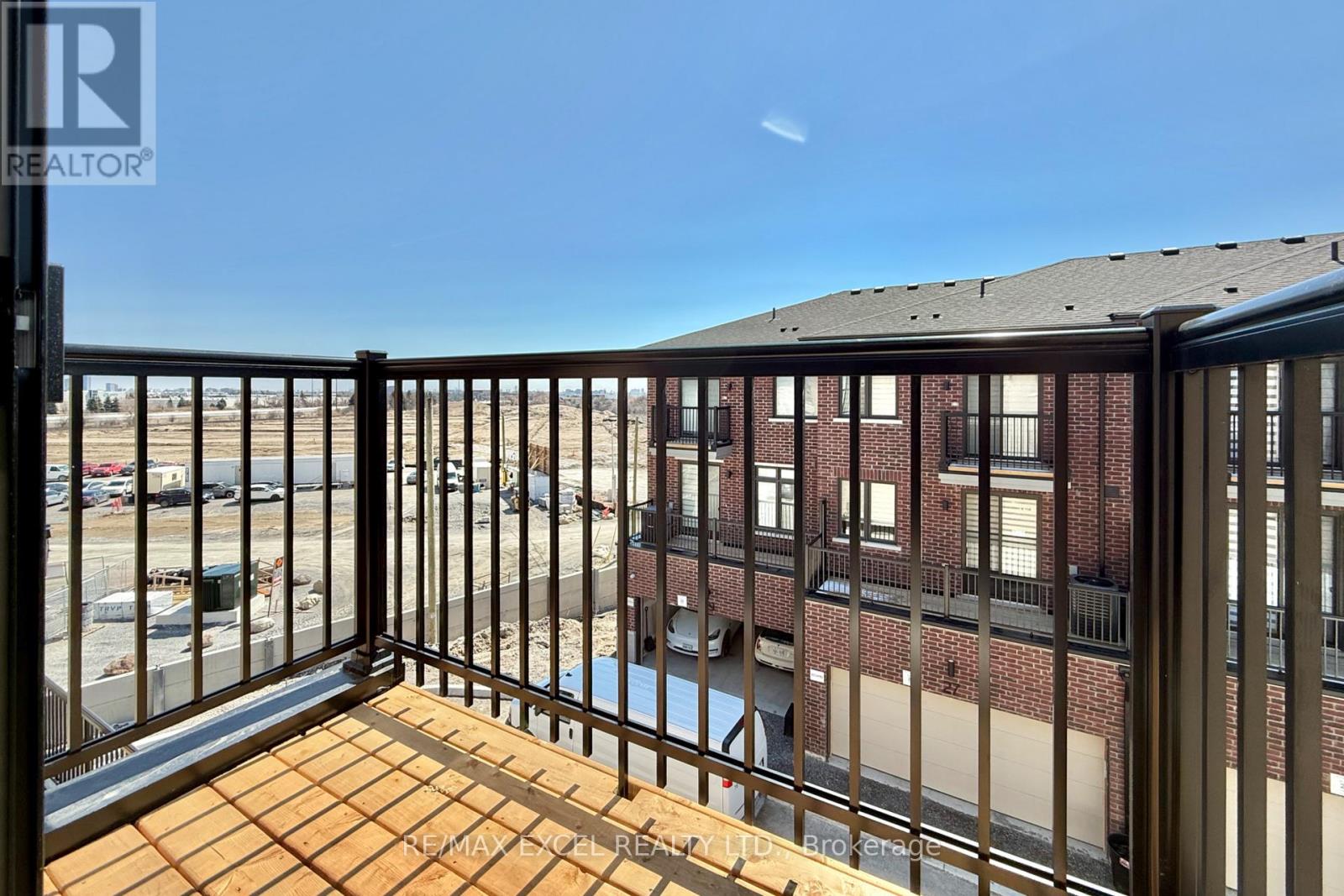 28 Bullata Lane, Richmond Hill, Ontario  L4B 0J6 - Photo 11 - N12980462