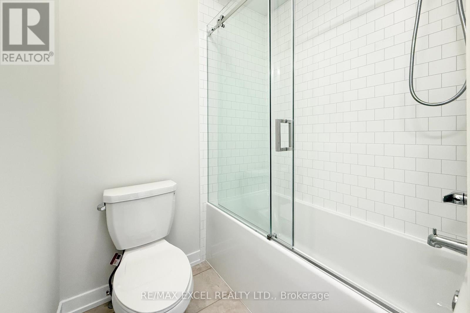 28 Bullata Lane, Richmond Hill, Ontario  L4B 0J6 - Photo 27 - N12980462