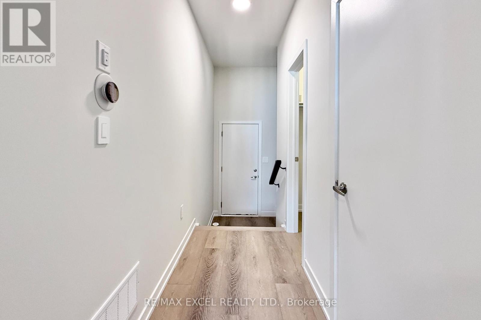 28 Bullata Lane, Richmond Hill, Ontario  L4B 0J6 - Photo 32 - N12980462