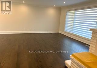 54 Leisure Lane, Richmond Hill, Ontario  L4C 4X1 - Photo 8 - N12977008