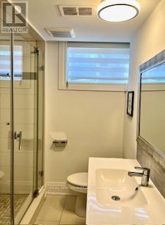 54 Leisure Lane, Richmond Hill, Ontario  L4C 4X1 - Photo 25 - N12977008