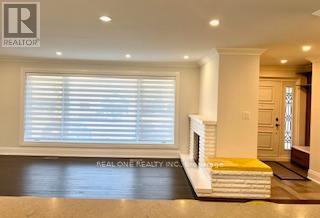 54 Leisure Lane, Richmond Hill, Ontario  L4C 4X1 - Photo 7 - N12977008