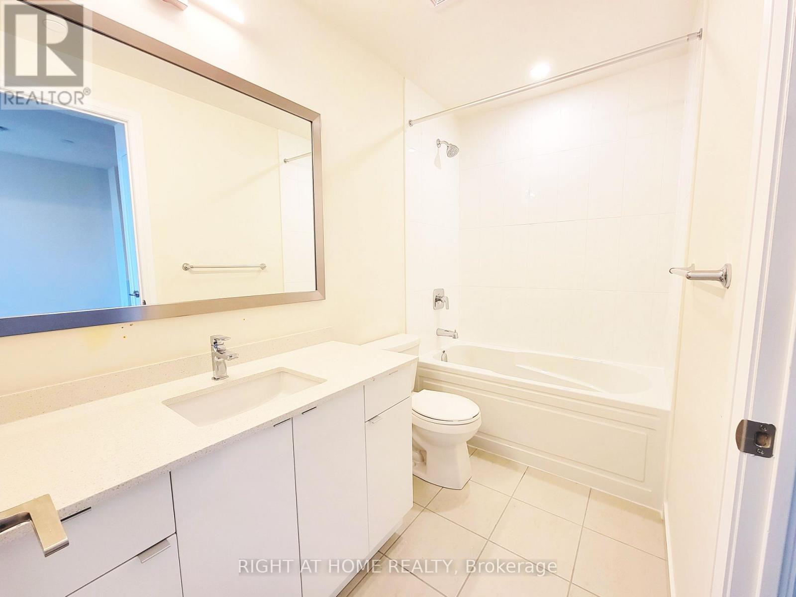 2208 - 50 Thomas Riley Road, Toronto, Ontario  M9B 0C5 - Photo 11 - W12980436