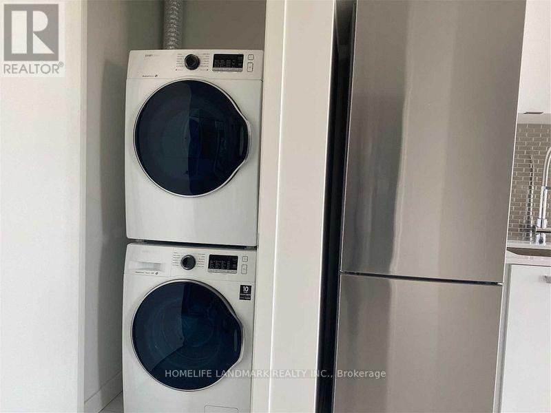 1103 - 10 De Boers Drive, Toronto, Ontario  M3J 0L6 - Photo 22 - W12980440