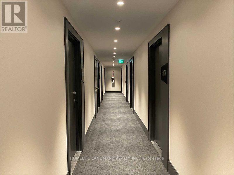 1103 - 10 De Boers Drive, Toronto, Ontario  M3J 0L6 - Photo 32 - W12980440