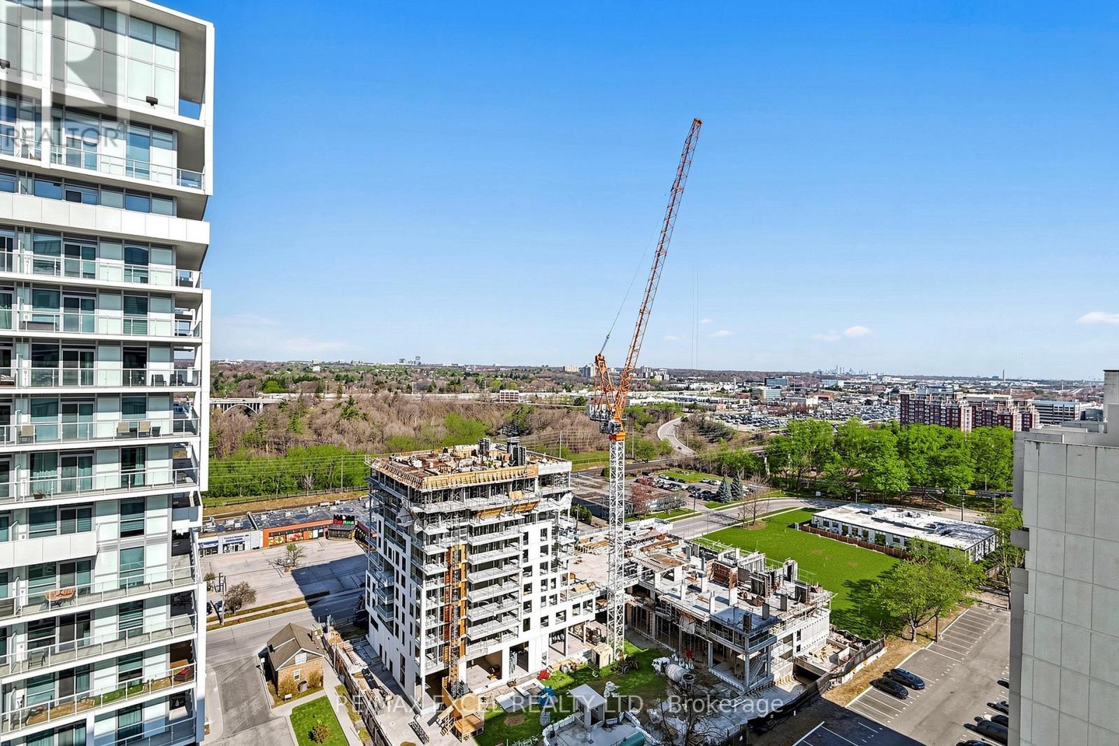 1702 - 55 Speers Road, Oakville, Ontario  L6K 0H9 - Photo 23 - W12980450