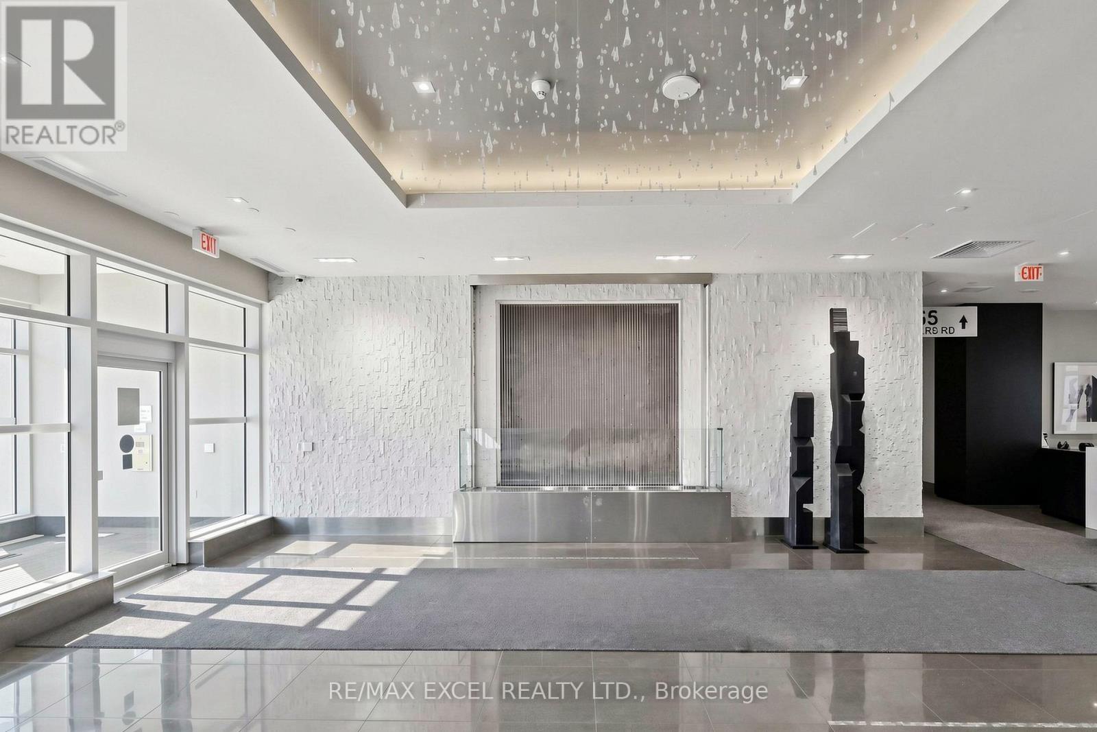 1702 - 55 Speers Road, Oakville, Ontario  L6K 0H9 - Photo 32 - W12980450