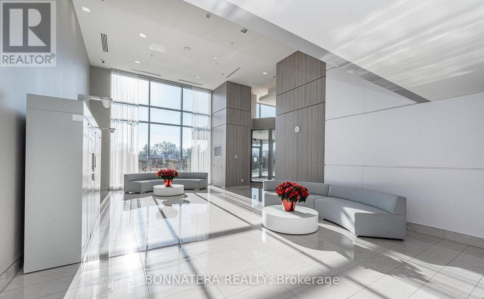 1202 - 2081 Fairview Street, Burlington, Ontario  L7R 0E5 - Photo 4 - W12980480