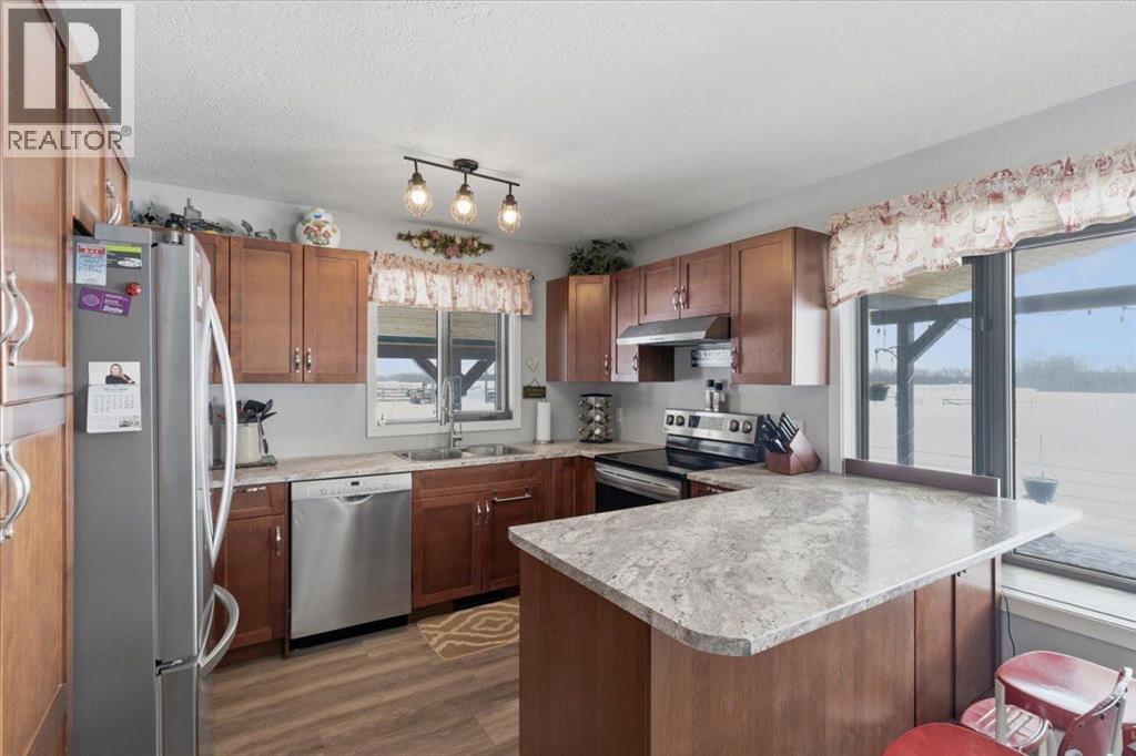 742049 Range Road 34, Teepee Creek, Alberta  T0H 3C0 - Photo 7 - A2282178