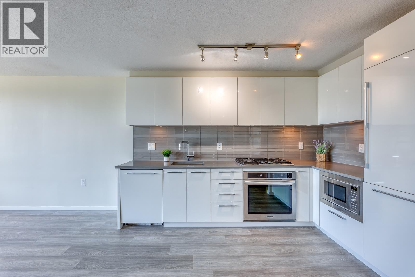 203 6658 Dow Avenue, Burnaby, British Columbia  V5H 0C7 - Photo 6 - R3109552