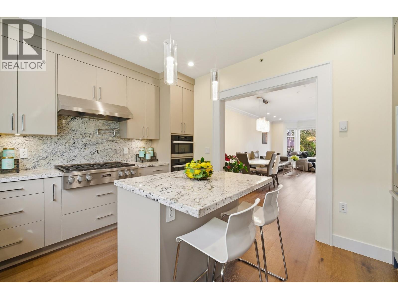 2160 W 8th Avenue, Vancouver, British Columbia  V6K 2A4 - Photo 8 - R3107850