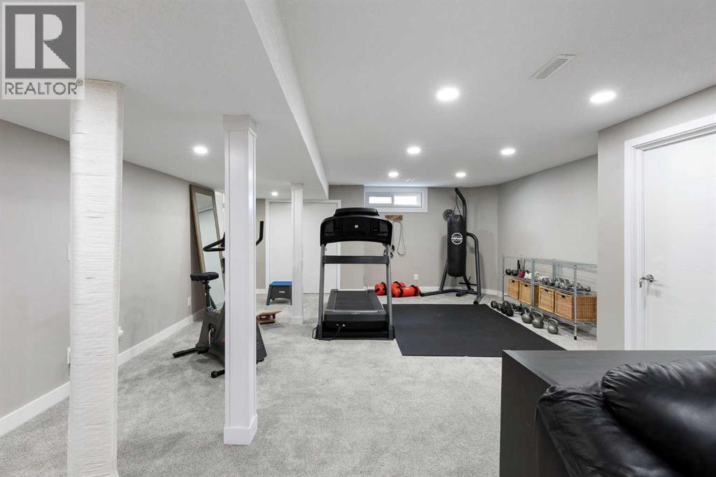 106 Shawnee Place SW, Calgary, Alberta  T2Y 1X1 - Photo 35 - A2296512