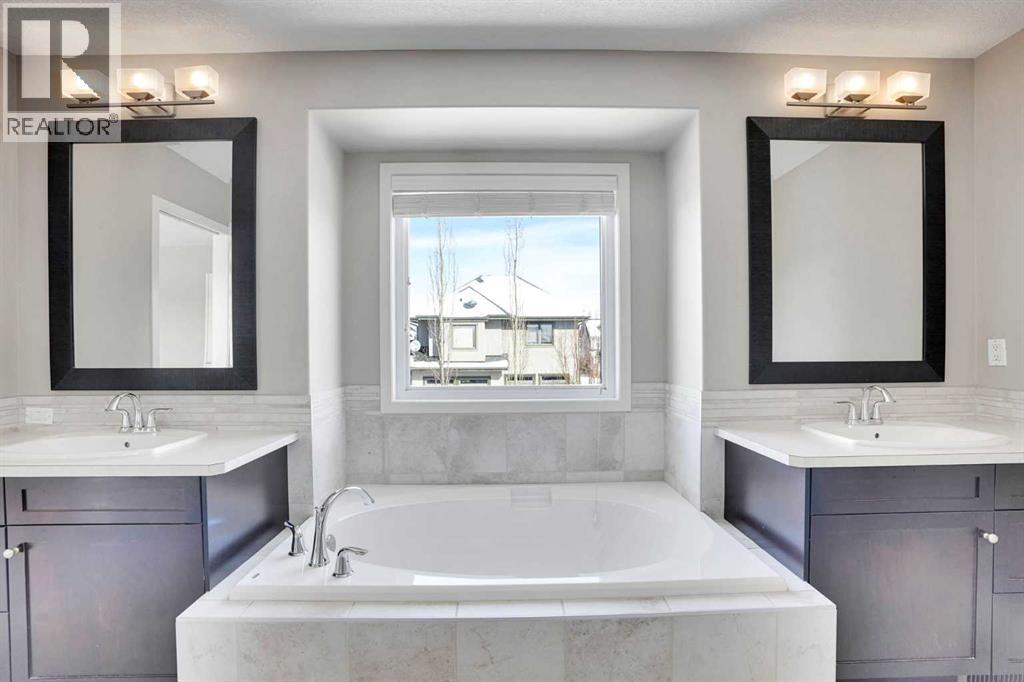 14 West Coach Way Sw, Calgary, Alberta T3H 0M5 - Photo 43 - A2298380