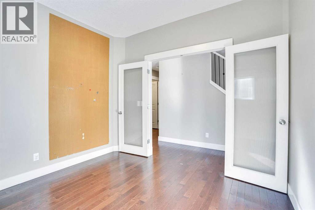 14 West Coach Way Sw, Calgary, Alberta T3H 0M5 - Photo 5 - A2298380