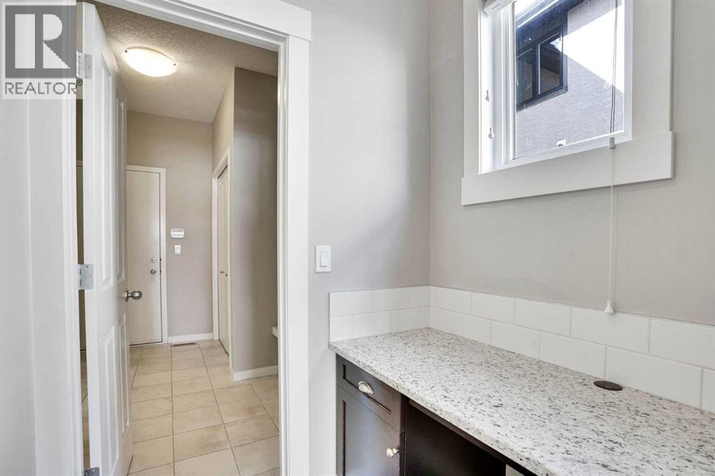 14 West Coach Way Sw, Calgary, Alberta T3H 0M5 - Photo 25 - A2298380