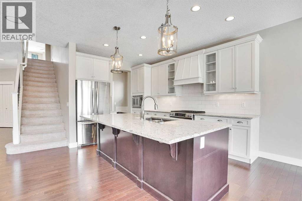 14 West Coach Way Sw, Calgary, Alberta T3H 0M5 - Photo 11 - A2298380