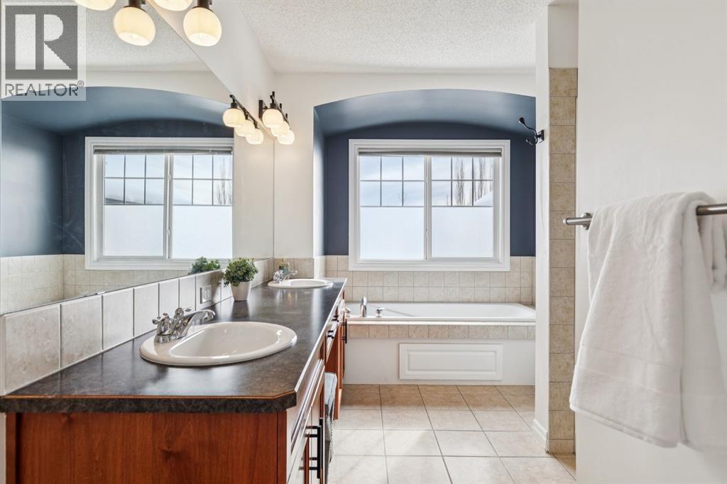 90 Tuscany Glen Place NW, Calgary, Alberta  T3L 2Z4 - Photo 32 - A2299483