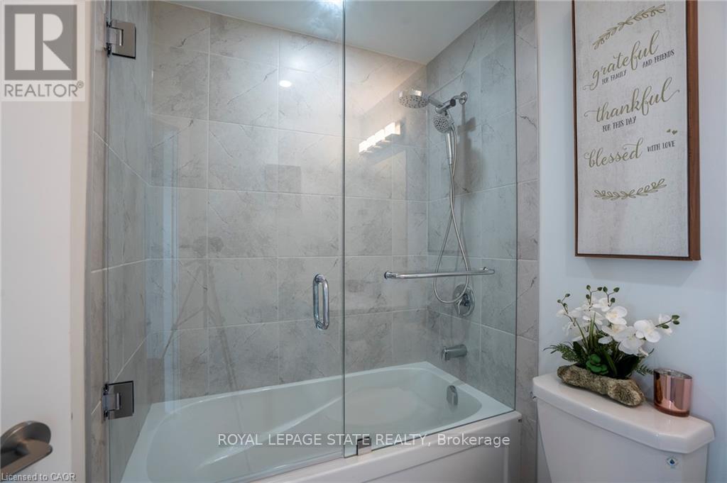 418 - 600 North Service Road, Hamilton, Ontario  L8E 0L2 - Photo 27 - X12980452