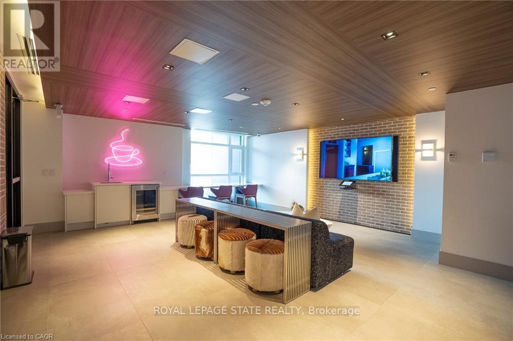 418 - 600 North Service Road, Hamilton, Ontario  L8E 0L2 - Photo 43 - X12980452