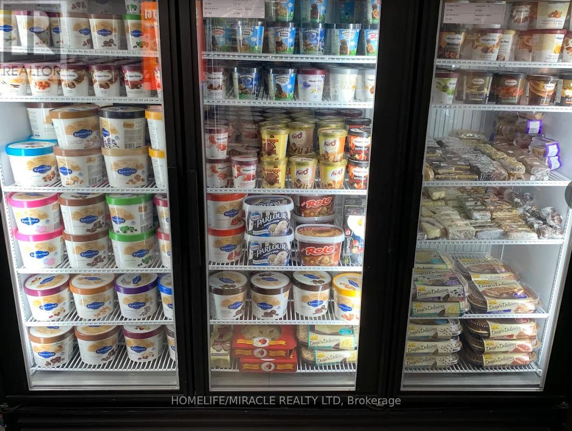 997 Cannon Street, Hamilton, Ontario  L8L 2H4 - Photo 3 - X12980456