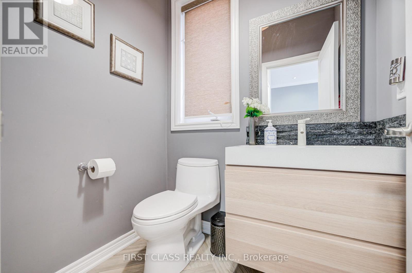 41 William Bartlett Drive, Markham, Ontario  L6C 0P6 - Photo 7 - N12971548