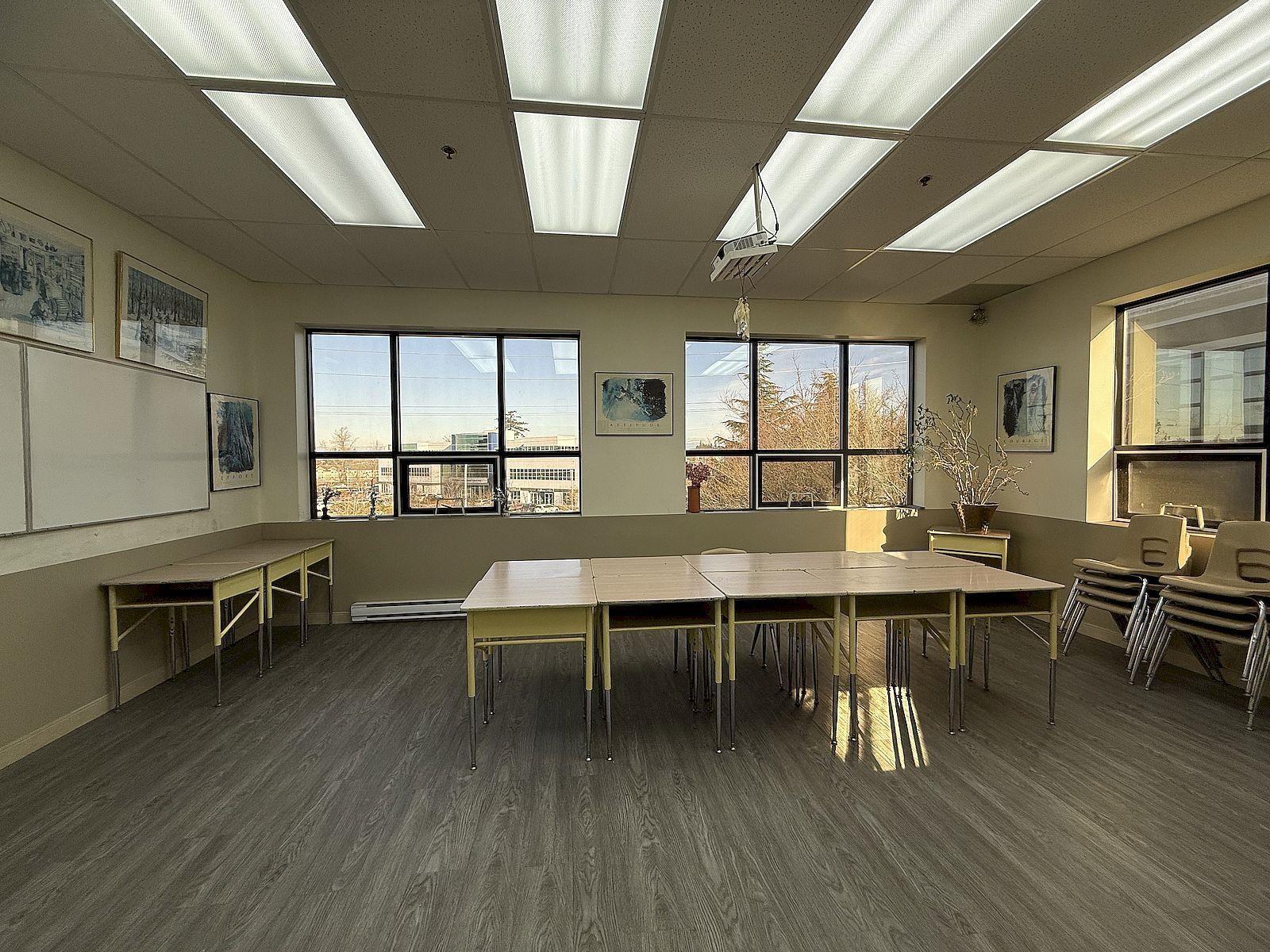 301 15292 Croydon Drive, Surrey, British Columbia  V3Z 0Z5 - Photo 3 - C8077702