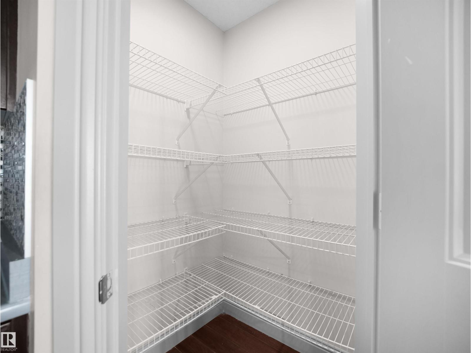 6116 10 Av Sw, Edmonton, Alberta  T6X 0M3 - Photo 20 - E4479498