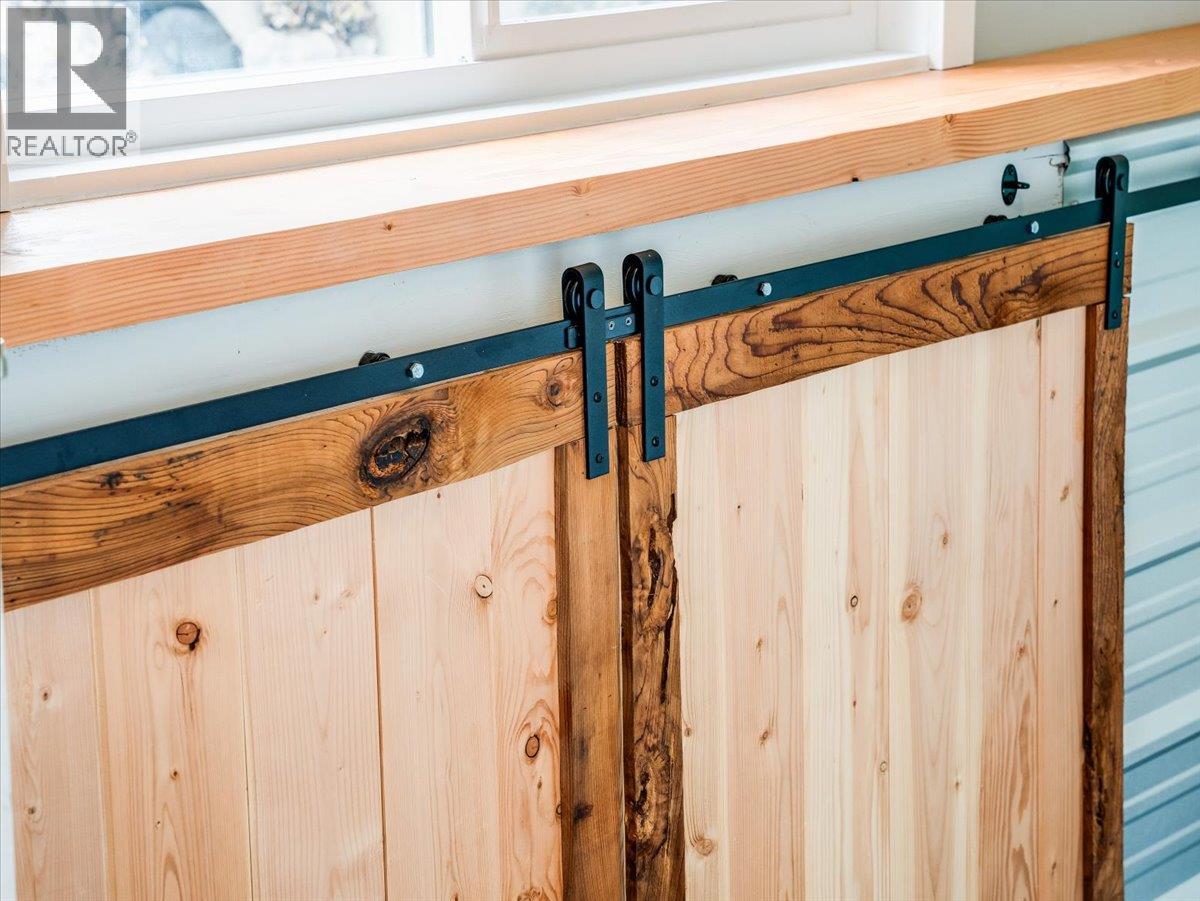 2043 Park Street, Rossland, British Columbia  V0G 1Y0 - Photo 70 - 10379188