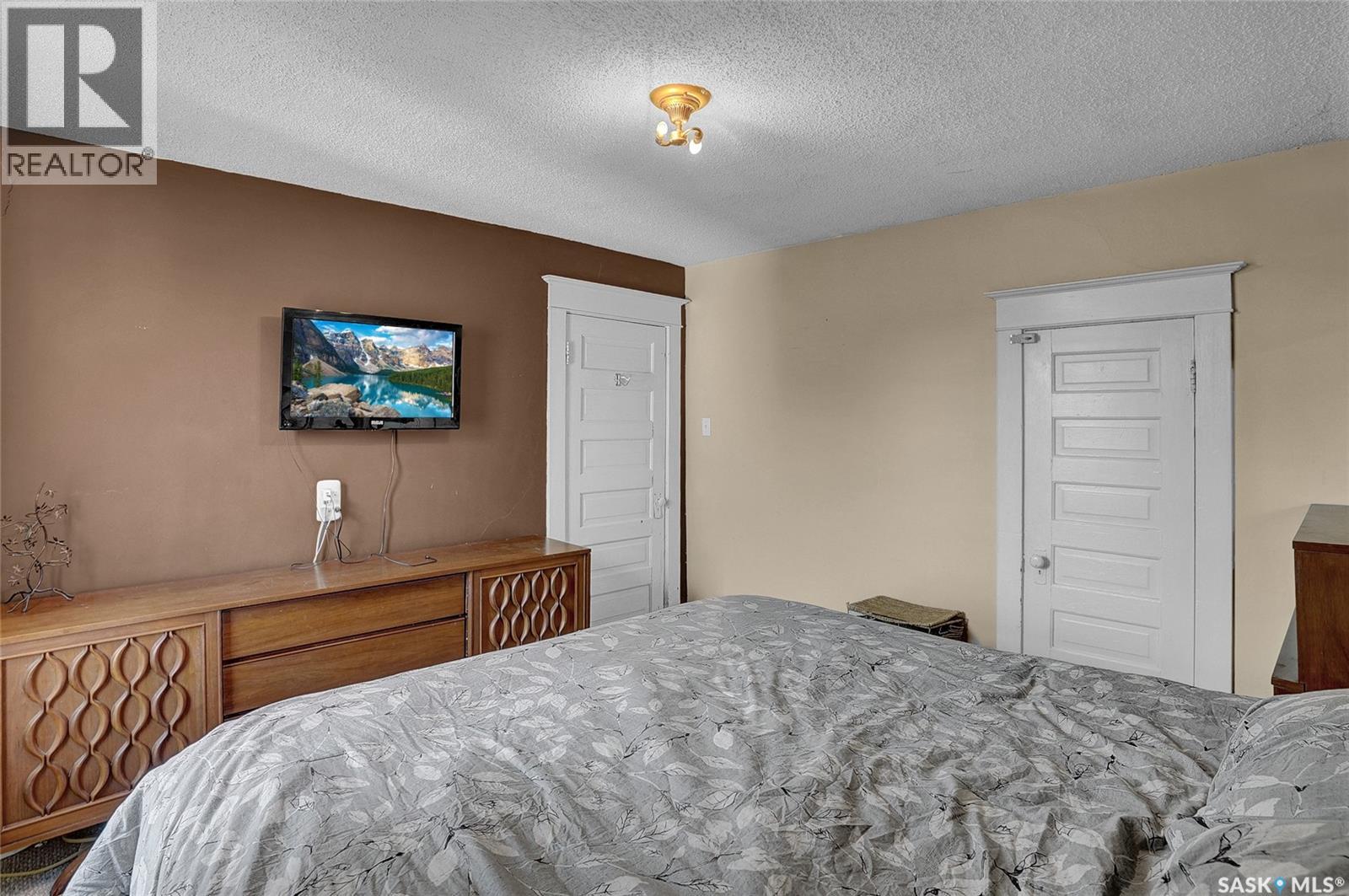 1127 2nd Avenue Nw, Moose Jaw, Saskatchewan  S6H 3R4 - Photo 27 - SK032267