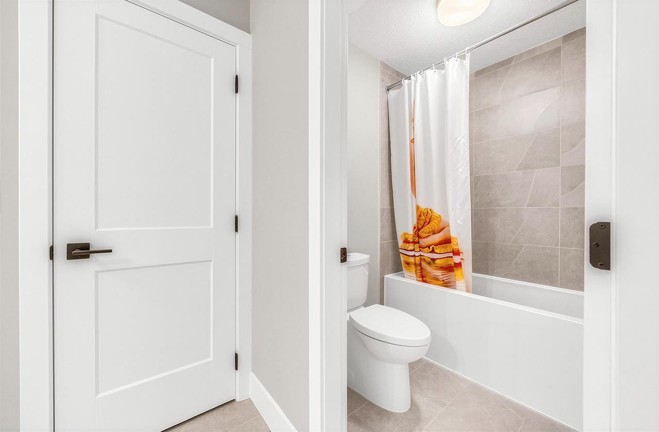 2870 203 Street, Langley, British Columbia  V2Z 0B4 - Photo 14 - R3108817