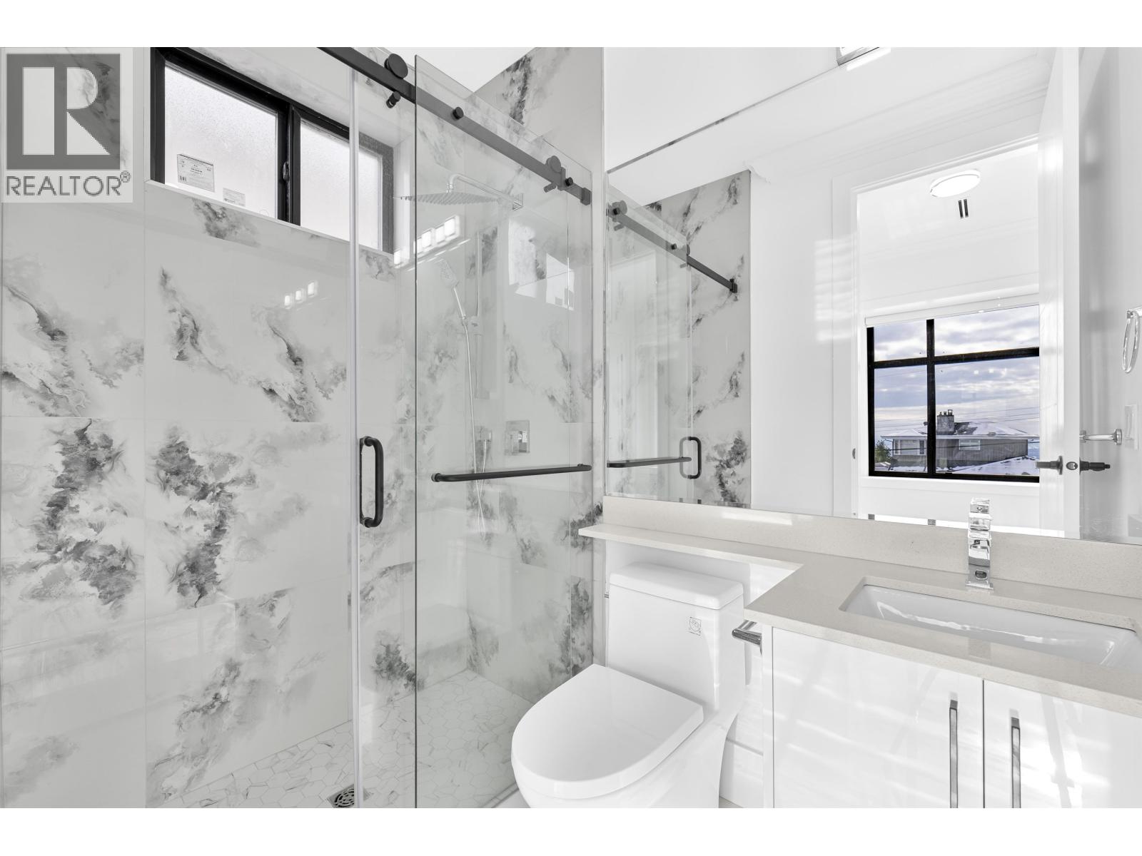 4527 Clinton Street, Burnaby, British Columbia  V5J 2K6 - Photo 9 - R3109380