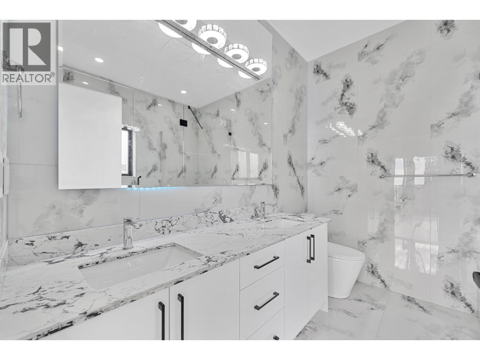 4527 Clinton Street, Burnaby, British Columbia  V5J 2K6 - Photo 11 - R3109380