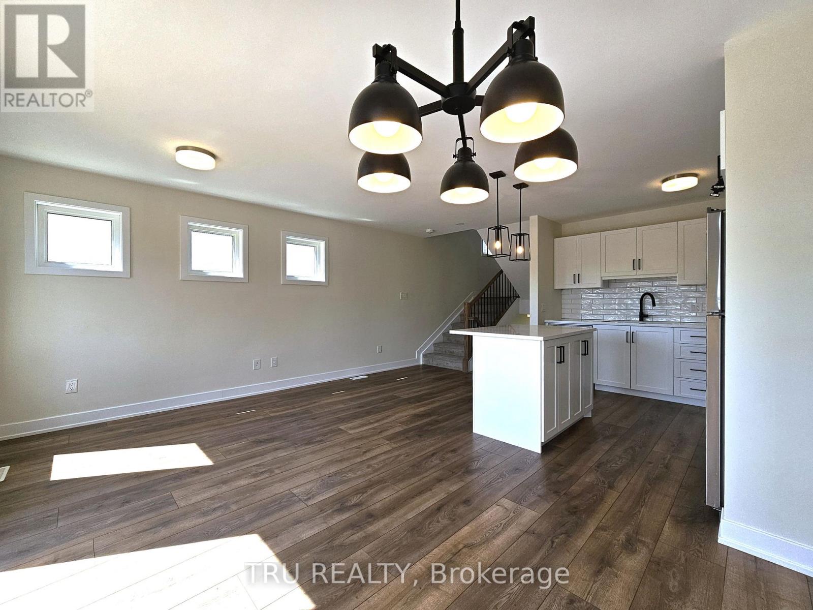 146 Wallace Street, Merrickville-Wolford, Ontario  K0G 1N0 - Photo 10 - X12980486